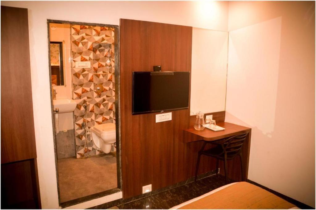 Glitz Hotels The Ar Residency - Nr Thane Railway Station Exteriér fotografie